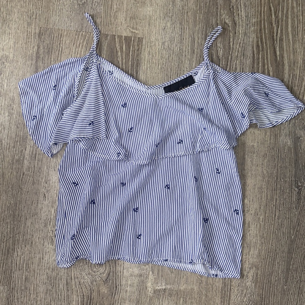 Blue sail top